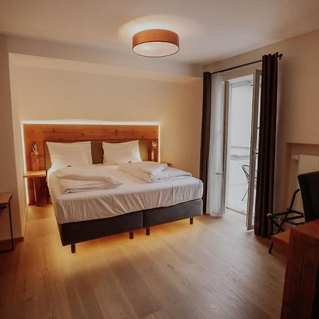 Hotel Gasthaus Zur Sonne Dinkelsbühl Esterno foto