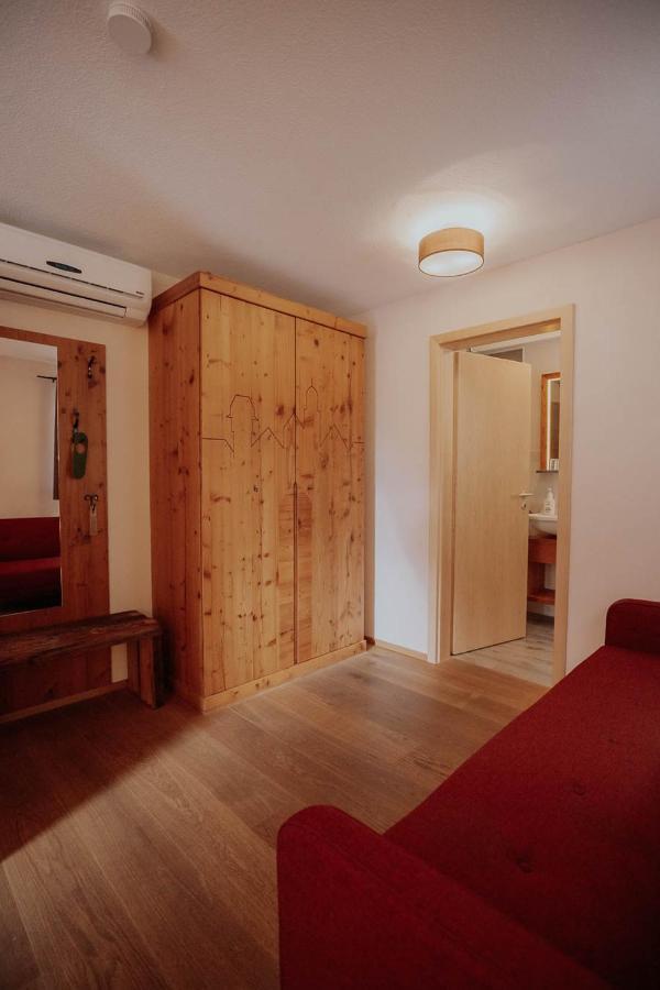 Hotel Gasthaus Zur Sonne Dinkelsbühl Esterno foto