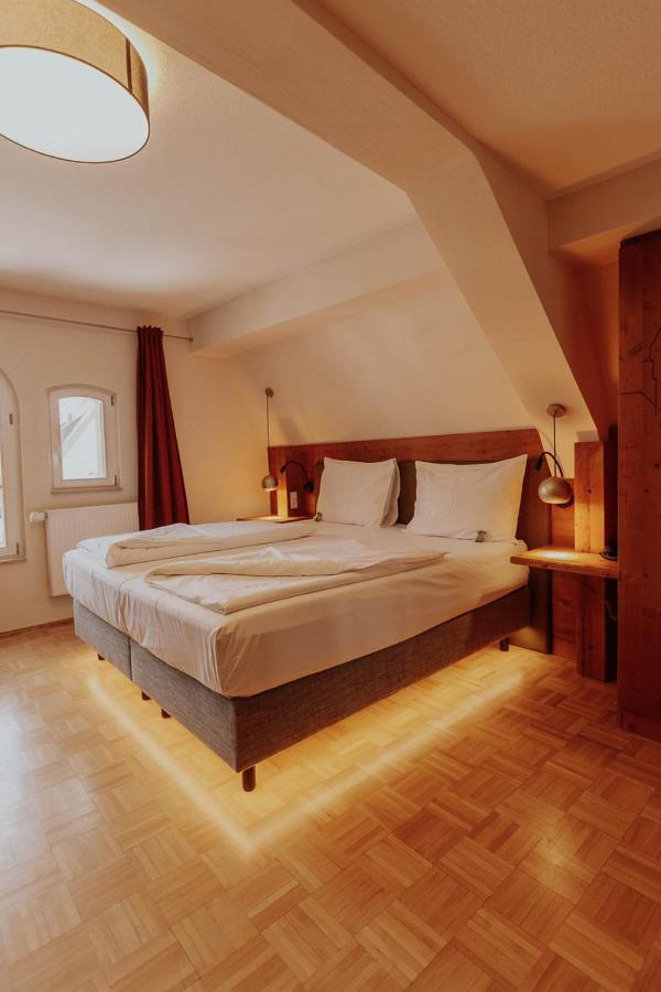 Hotel Gasthaus Zur Sonne Dinkelsbühl Esterno foto