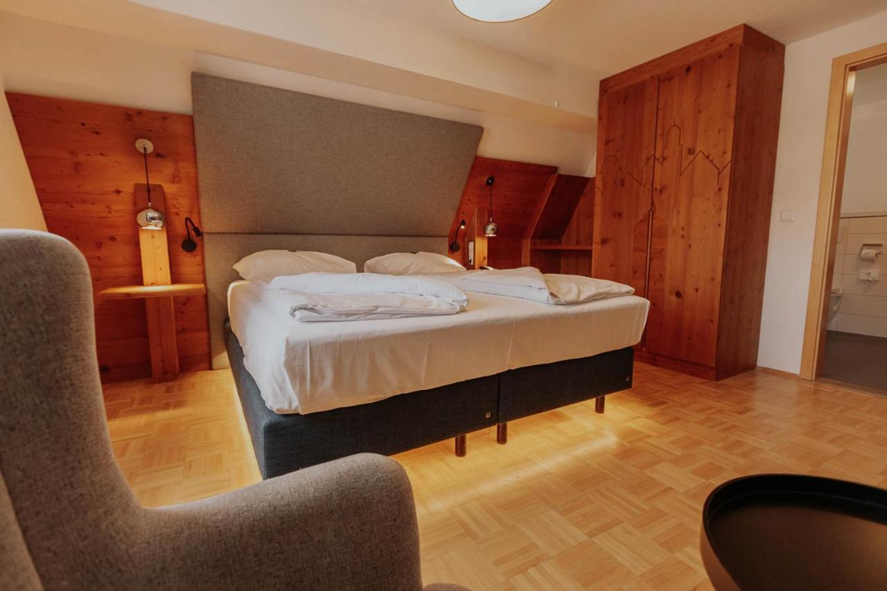 Hotel Gasthaus Zur Sonne Dinkelsbühl Esterno foto